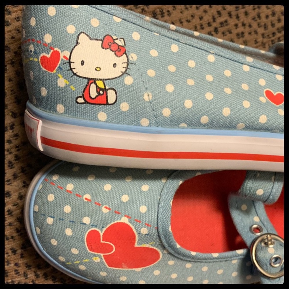 🎀 Hello Kitty • Sanrio Polka Dots & Hearts Flats